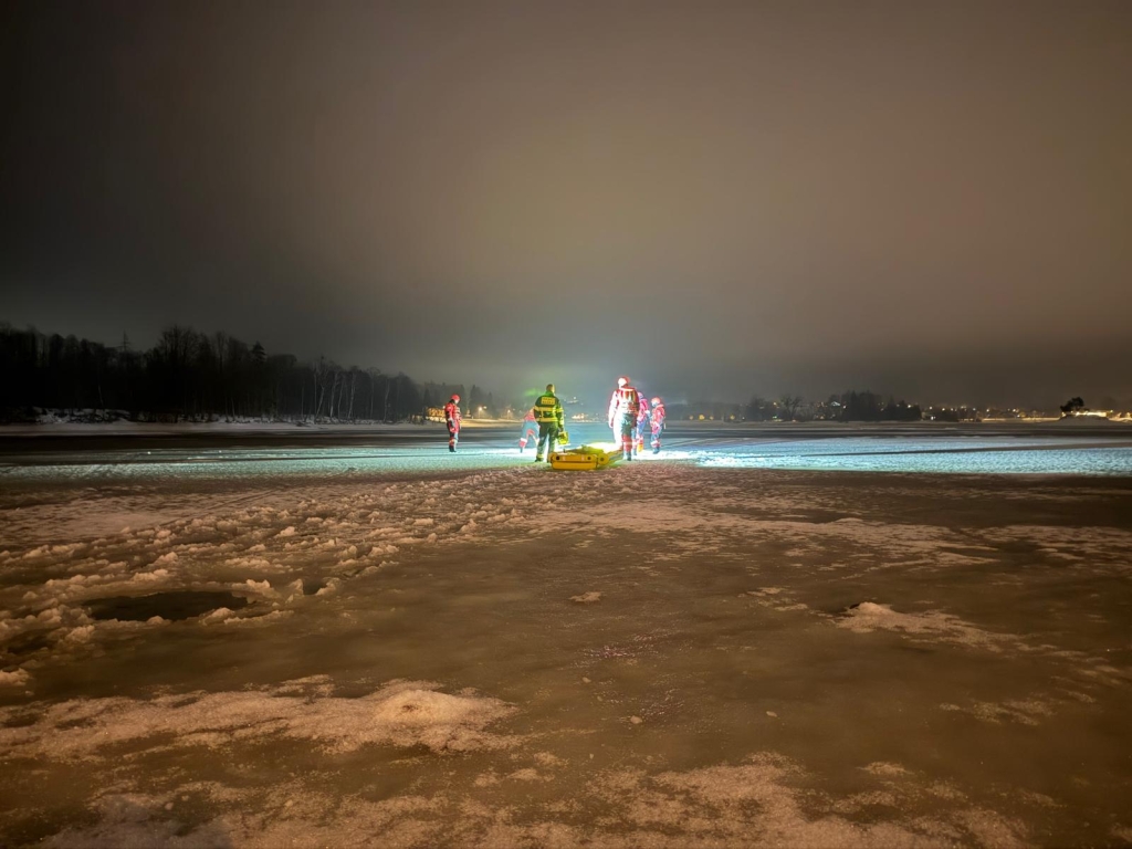 Nácvik záchrany osob z ledu_10