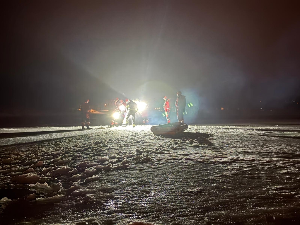 Nácvik záchrany osob z ledu_15