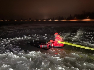 Nácvik záchrany osob z ledu_34